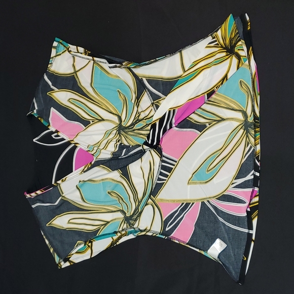 TAHARI Blouse - Picture 5 of 8